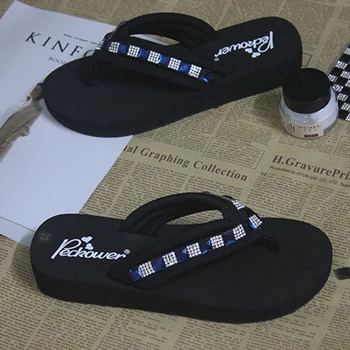 2021 nové ručne vyrábané topánky dámske české pláže topánky dovolenku bežné sandále a papuče drahokamu flip - flops