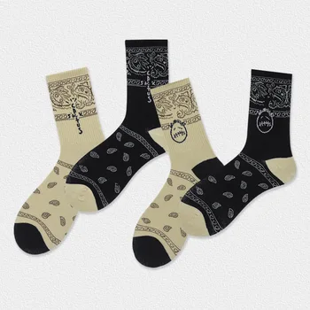 Pánske Stredné Ponožky Európskych a Amerických Abstraktné Vzor Osobné Módne Ponožky Priedušnej Bavlny Dlhé Ponožky Mužské Oblečenie