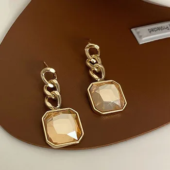Nové Módne Luxusné Crystal Visieť Elegantné Náušnice Sladké Romantickom Štýle Bowknot Modelovanie Náušnice Pre Ženy 2021 Trend Šperky 0