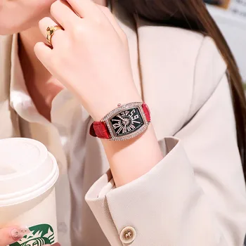 Dámske Módne Kožené Pásu Sledovať Lesk Diamond-studded Luxusné náramkové hodinky Darček pre Ženy Relogio Feminino
