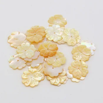 2PC Sea Shell Kvet Vyrezávané Perličiek Prírodná perleť Shell Voľné Korálky pre DIY Náušnice Náhrdelník Šperky Čo Zistenia