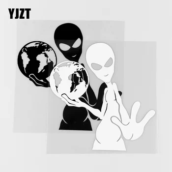 YJZT 15.7X16CM Cudzie Zeme Ufo Humanoidný Auto Samolepky Tvorivé Vinylové Nálepky Čierna / Strieborná 10A-0115