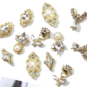 10Pcs Gold Rose Zliatiny Drahokamu Nechtov Charms Valentína Obmedzené Dekor Luxusný Pearl Diamond Design 3D Nail Art Príslušenstvo 1