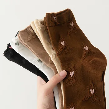 Nové Módne Harajuku Ženy Bavlna Dlhé Ponožky Japonský Novinka Láska Srdce Vzor Ponožky Hiphop Pevné Bavlnené Ponožky V Pohode